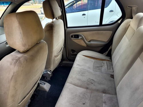 Imagen 10 de 10 de Tata Indigo 2017 1.4 Full