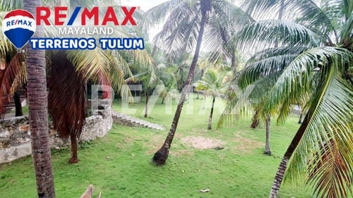 En Venta Macrolote En Calderitas, Con Gran Potencial Para Diversos Negocios.