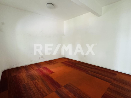 Renta Primer Nivel Casa
