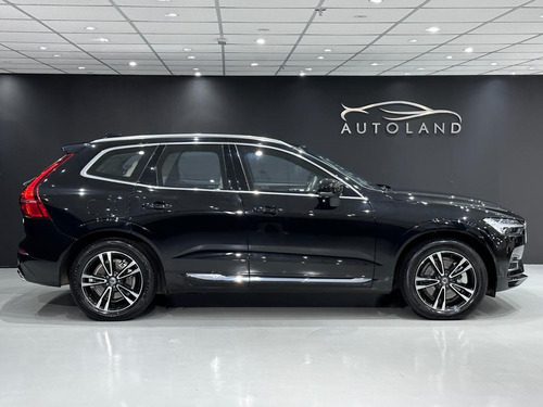 Volvo XC60 60 T-8 HÍBRIDO MOMENTUM 2.0 5p