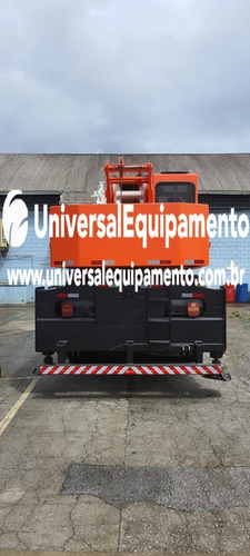 Imagem 4 de 7 de Caminhão Volkswagen 31370 Ano /010 Guindaste Madal Md 300