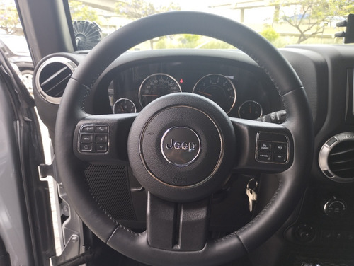 Imagen 13 de 15 de Jeep Wrangler Rubicon, 2019, Gris O, 16000kms