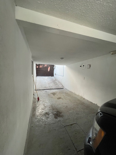 Casa Para Oficinas Con Uso De Suelo S