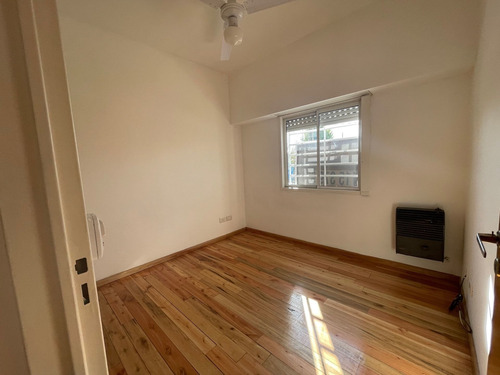 Imagen 2 de 11 de Venta De Departamento De 2 Ambientes En Sarandí