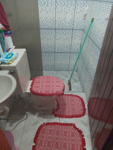 Casa De 1 Cômodo Com Banheiro E Lavanderia