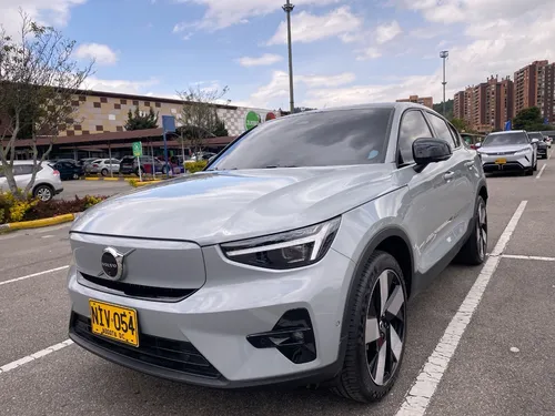Volvo C40 Ultimate P8 4x4 2024