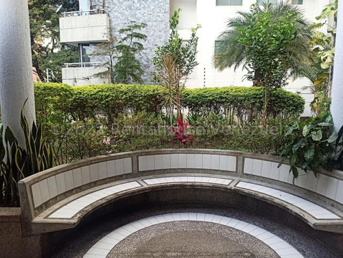 Imagen 4 de 13 de Apartamento En Venta La Florida 22-23103 Renta House Los Samanes