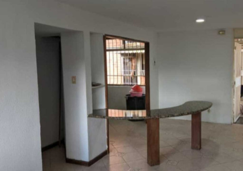 Imagen 5 de 9 de Vendo Apartamento 64m2 3h/1b/1p Castillejo 8582.