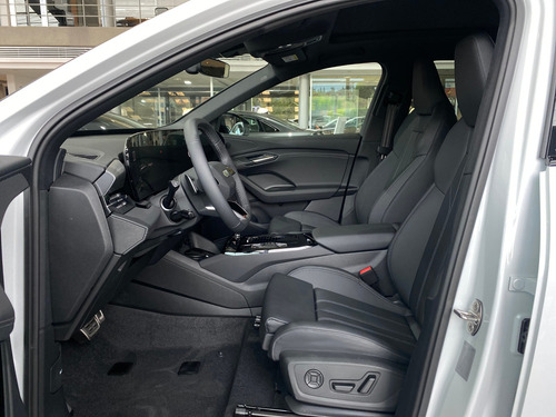 Audi Q6 E-Tron S line quattro