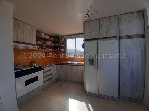 Venta De Apartamento En La Avenida Aldonza Manrique Playa Ángel Pampatar