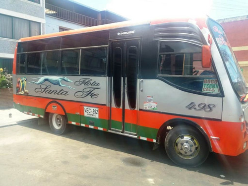 Buseta Mercedes Benz Lo712