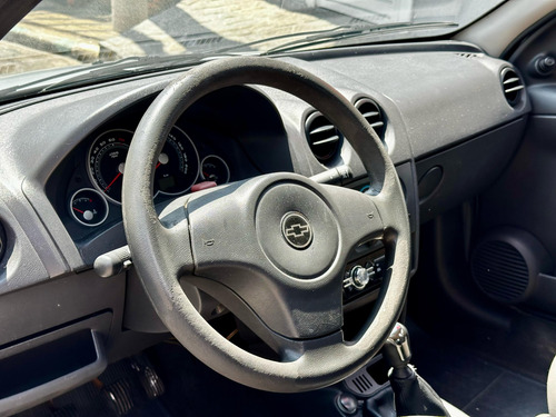 Chevrolet Prisma 1.4 MPFI MAXX 8V FLEX 4P MANUAL