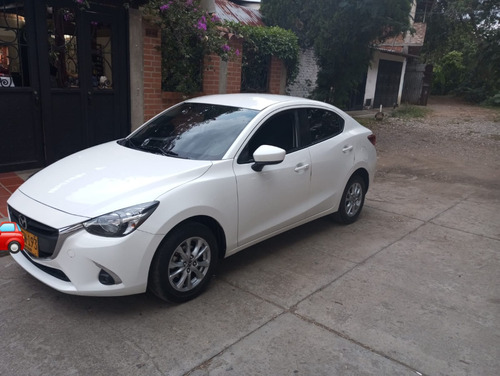 Mazda 2 1.5 Grand Touring Lx Sedan