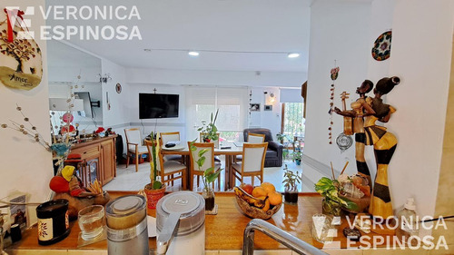 Casa En Venta En Villa Luzuriaga, 5 Ambientes