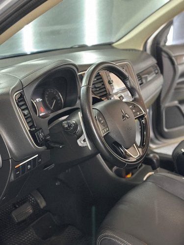 Mitsubishi Outlander 2.4 Gls 169cv