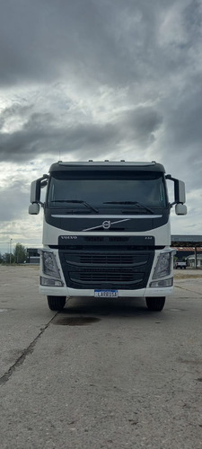 Imagen 2 de 10 de Volvo Fm 330 (anticipo + Financiación)