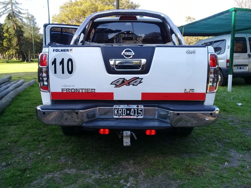 Imagen 3 de 15 de Nissan Frontier 2.5 Le Cab Doble At 4x4