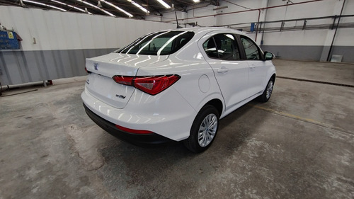 Imagen 6 de 15 de Fiat Cronos Drive Gse 1.3 Manual F23