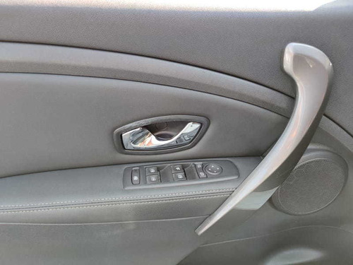 Imagem 14 de 15 de Renault Fluence Dynamique 2.0 16v Hi-flex Aut.