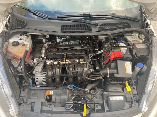 Ford Fiesta 1.6 16v Se Flex Powershift 5p