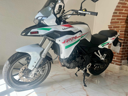 Benelli Trk 251 Touring 2020 Excelente!