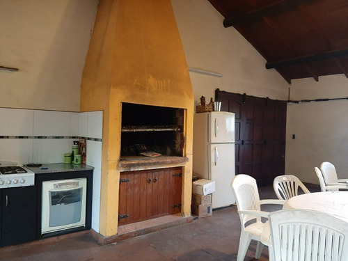 Imagen 18 de 18 de Excelente Casa Quinta Sobre Lote De 6615 Mts2