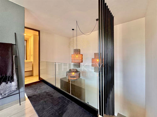 Departamento Duplex En Venta De 3 Dorm. En Vitacura