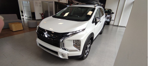 Mitsubishi Xpander Cross 7 Pasajeros 1.5 2023 Btá Calle 123