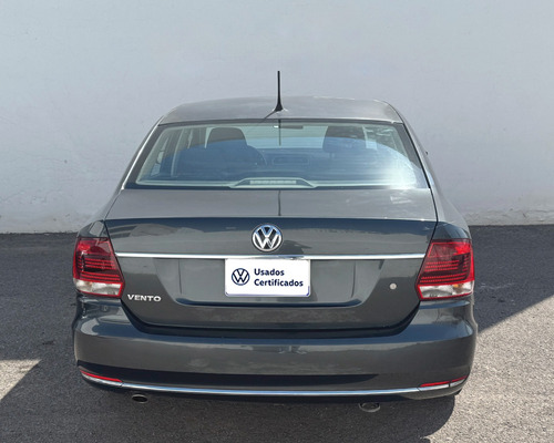 Volkswagen Vento 1.6 Highline Mt