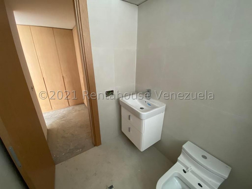 Pent-house En Venta Urb. Campo Alegre, Caracas. 24-26693 Yf