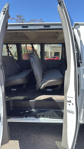 Chevrolet Express 6.0ls C 15 Pas At