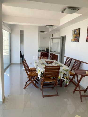 Imagen 17 de 26 de Apartamento En Alquiler, Con Parrillero Propio En Punta Del Este
