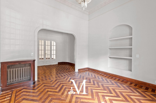 Hermosa Casa De 5 Amb En La Mejor Zona Residencial De Embajadas