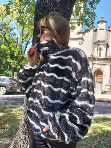 Buzo Vamas Reina Sherpa Supersuave Y Calentito Tendencia !!!