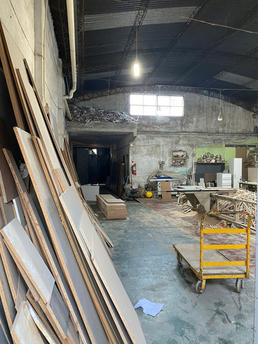 Venta Deposito+local+casa-isidro Casanova-permuta