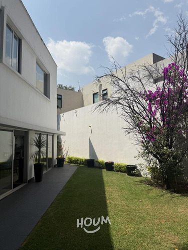 Casa En Lomas De Chapultepec, Miguel Hidalgo Con 3 Recámaras, 370 M², Id: 152864
