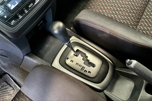 Toyota Avanza 1.5 Le At