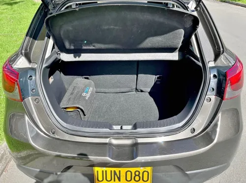 Mazda 2 Automatico