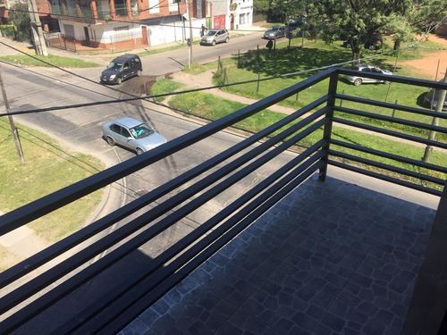 Imagen 12 de 13 de Venta. Dpto. 2 Amb. 1º Y 2º Piso - Irigoin 991 San Miguel
