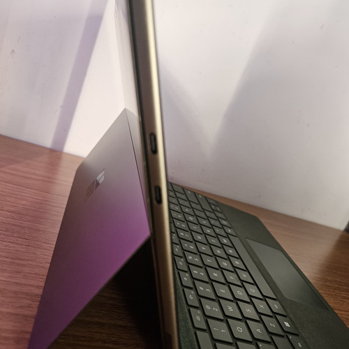 Microsoft Surface Pro 9 I5-1235u Evo 8gb Lpddr5 256gb Touch (Usado)