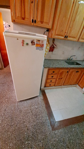 Oportunidad, 3 Amb. Con Gas Natural, Céntrico. Impecable.