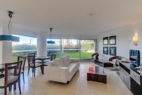 Playa Brava, Piso Alto, Vista, 4 Ambientes Con Todos Los Servicios- Ref: 5211