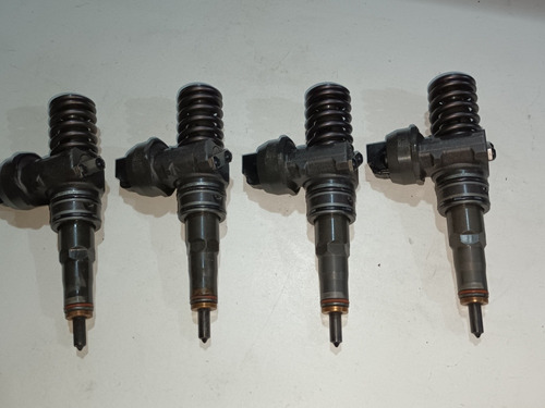 Inyectores Bomba Vento Bora Passat A3 Original(no Reparados)