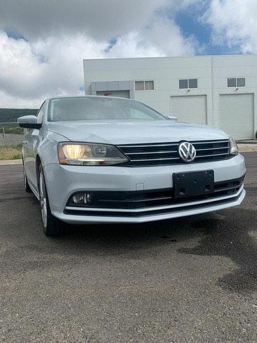 Imagen 2 de 15 de Volkswagen Jetta 2018 2.5 Sportline Tiptronic At