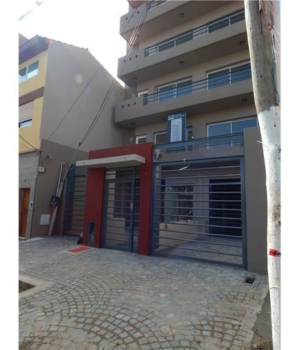 Venta Monoambiente Con Balcón Caseros. Oportunidad