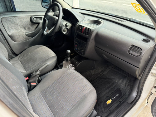 Chevrolet Corsa 1.8 Maxx Flex Power 5p