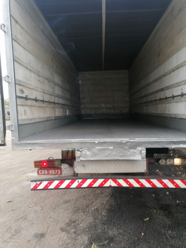 Imagem 6 de 8 de Mercedes Benz 1513