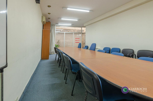 Imagen 6 de 25 de Recoleta Oficina Con 2 Patios Propios En Montevideo Y Posadas