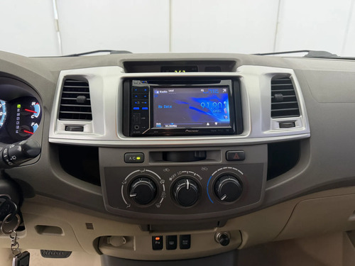 Toyota Fortuner 2.7L 4X4 At