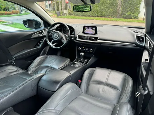 Mazda 3 2.0 Touring At